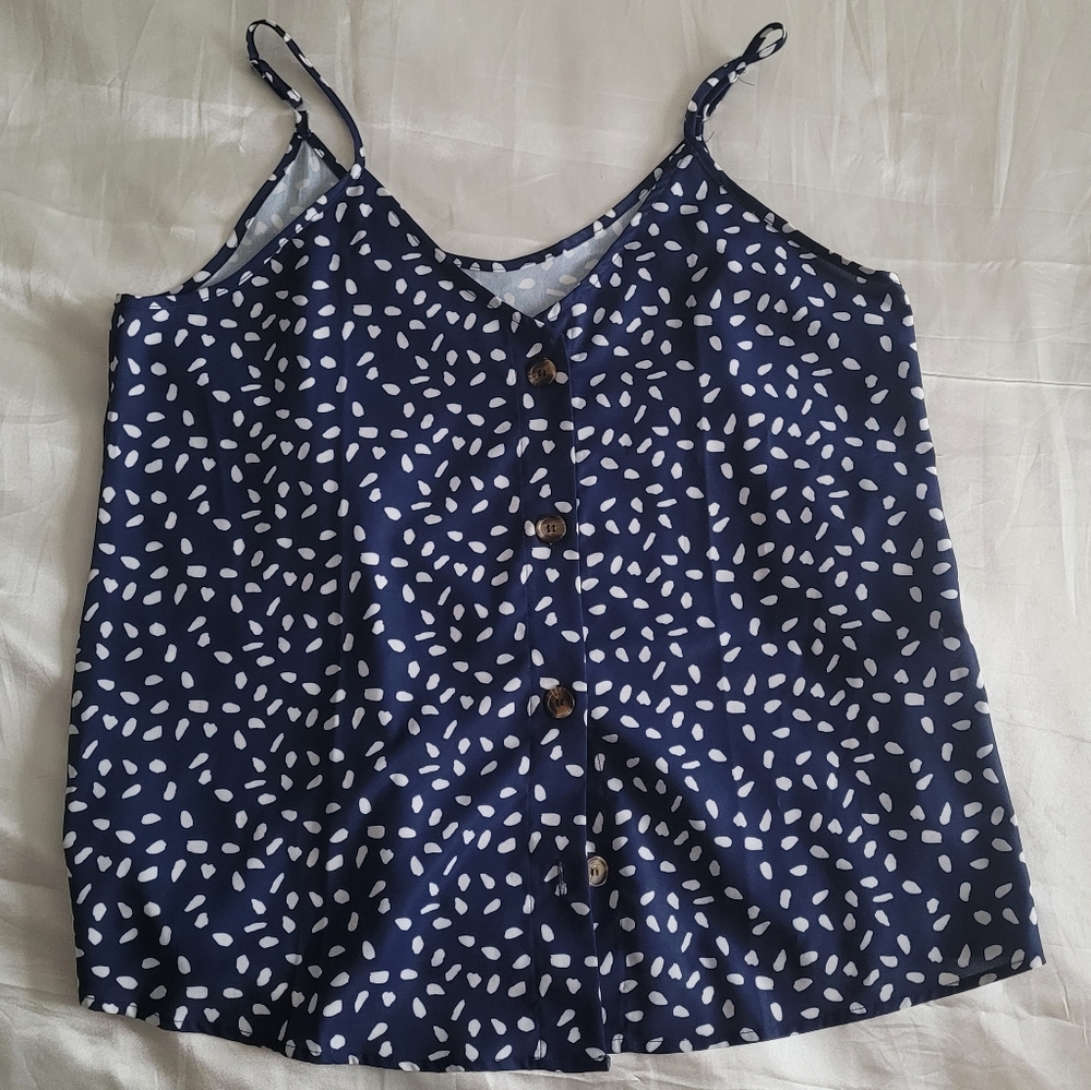 Flowy Tank, Amazon find XXL